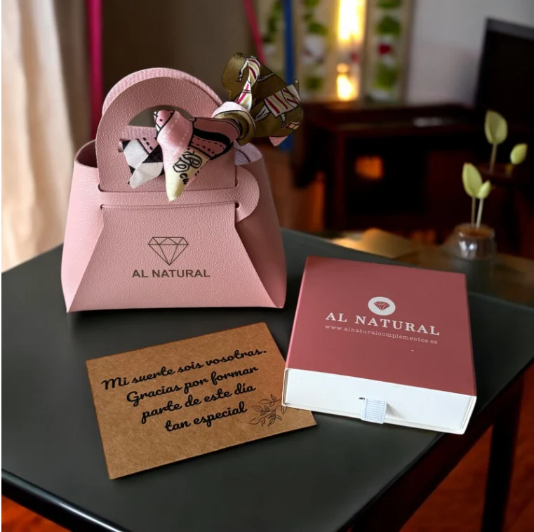 ¿Quieres añadir packaging regalo?