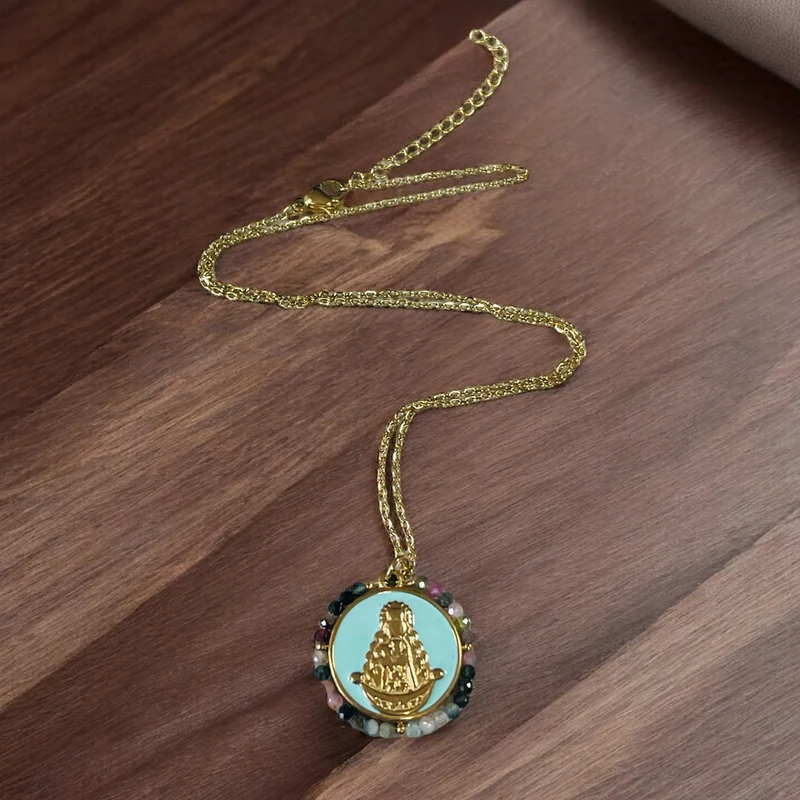 Colgante Virgen del Rocío esmaltado Verde Agua