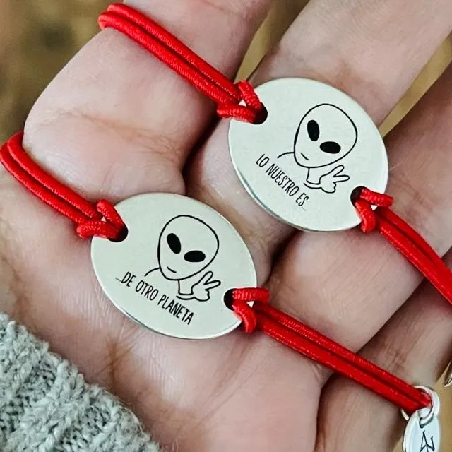 Pack Pulseras para parejas Lo nuestro es de otro planeta