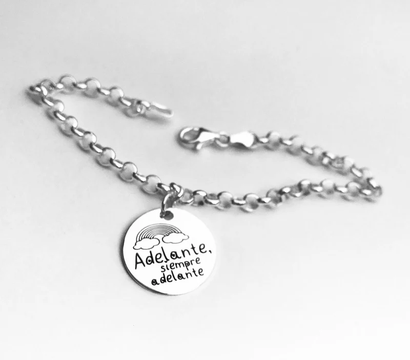 Pulsera plata Adelante