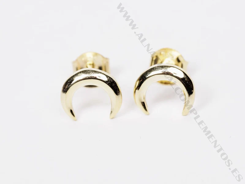 Pendientes media luna baño en oro