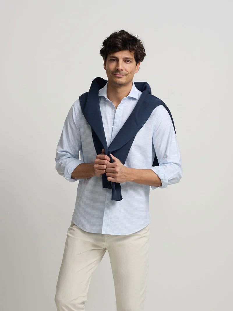 Camisa sport oxford rayas horizontales celeste