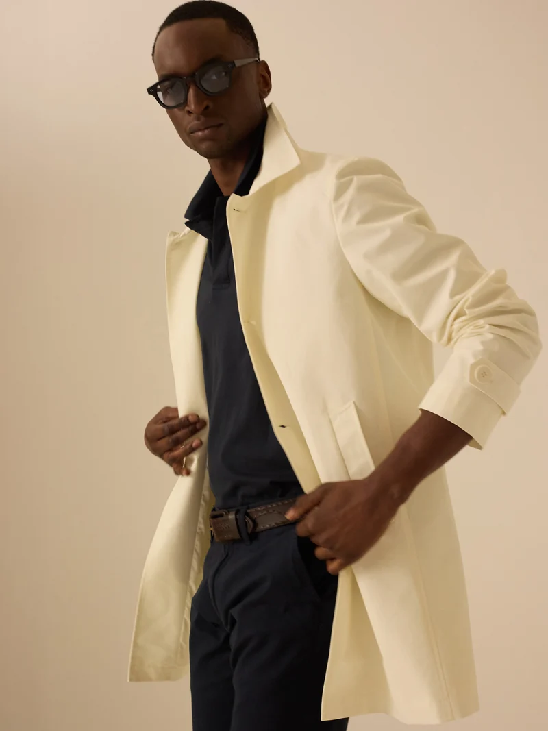 Gabardina corta beige